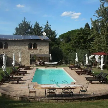 Ferienhaus Mit Privatpool Fuer 14 Personen Ca 240 Qm In Ramazzano-le Pulci, Trasimenischer See