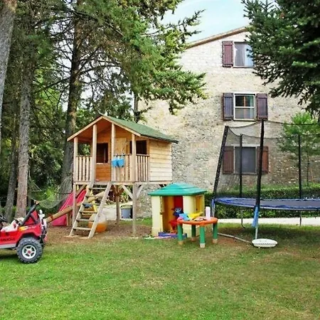 Ferienhaus Mit Privatpool Fuer 14 Personen Ca 240 Qm In Ramazzano-le Pulci, Trasimenischer See * Ponte Felcino