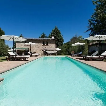 Hotel Ferienhaus Mit Privatpool Fuer 14 Personen Ca 240 Qm In Ramazzano-le Pulci, Trasimenischer See *