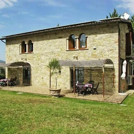 Ferienhaus Mit Privatpool Fuer 14 Personen Ca 240 Qm In Ramazzano-le Pulci, Trasimenischer See